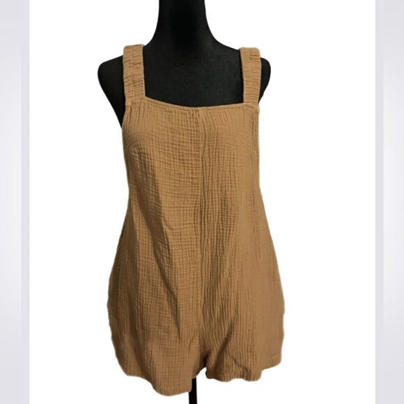 Ces Femme Women's Caramel Woven Romper. Size Medium. - Picture 2 of 9